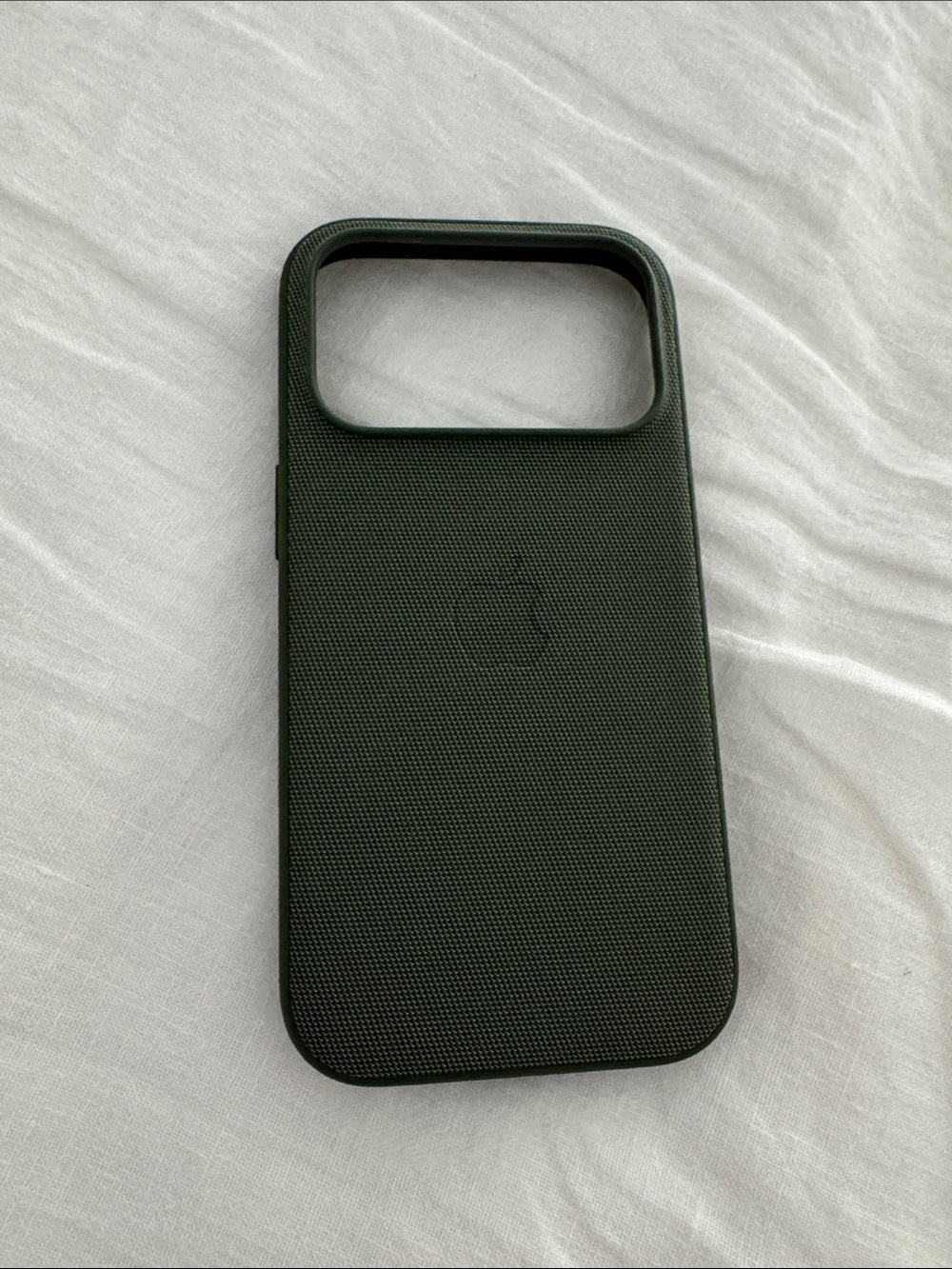 Apple MagSafe-Compatible Forest Green iPhone Case for I phone 17 pro